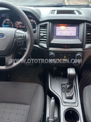 Xe Ford Ranger XLS 2.2L 4x2 AT 2021