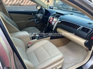Xe Toyota Camry 2.0E 2015