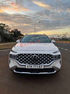 Xe Hyundai SantaFe Cao cấp 2.5L HTRAC 2024