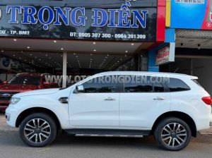 Xe Ford Everest Titanium 2.0L 4x2 AT 2018