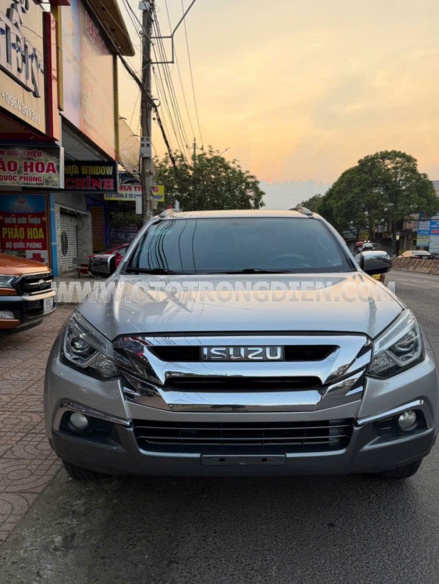 Isuzu MU-X 1.9 4X2 MT