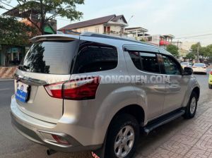 Xe Isuzu MU-X 1.9 4X2 MT 2019