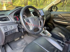 Xe Mitsubishi Triton 4x4 AT Mivec Premium 2020