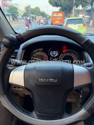 Xe Isuzu MU-X 1.9 4X2 MT 2019