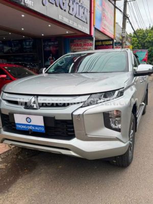 Xe Mitsubishi Triton 4x2 AT Mivec 2021